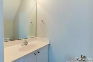 1224 Green Oaks Ln, Charlotte, NC 28205 - Photo 17