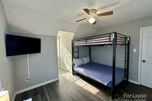 9501 Pondside Ln, Charlotte, NC 28213 - Photo 17