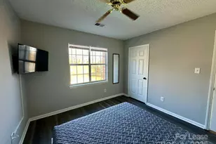 9501 Pondside Ln, Charlotte, NC 28213 - Photo 19