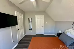 9501 Pondside Ln, Charlotte, NC 28213 - Photo 13