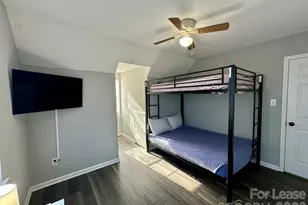 9501 Pondside Ln, Charlotte, NC 28213 - Photo 17