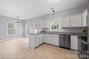244 Makayla Ct, Fort Mill, SC 29715 - Photo 3