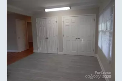 1332 Edgewater Drive, Charlotte, NC 28210 - Photo 9