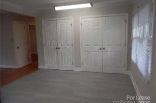 1332 Edgewater Dr, Charlotte, NC 28210 - Photo 9