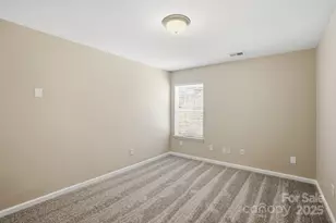 10012 Barrands Ln, Charlotte, NC 28278 - Photo 21