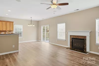 10012 Barrands Lane, Charlotte, NC 28278 - Photo 9