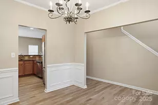 10012 Barrands Ln, Charlotte, NC 28278 - Photo 5