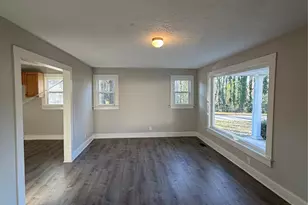 530 N Mulberry St, Statesville, NC 28677 - Photo 3