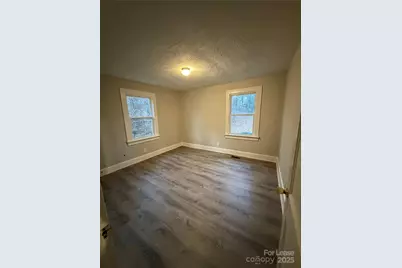 530 N Mulberry Street, Statesville, NC 28677 - Photo 7