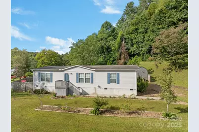 154 Turkey Pen Gap Road, Horse Shoe, NC 28742 - Photo 3