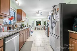 2815 Bustlehead Ct, Charlotte, NC 28262 - Photo 13