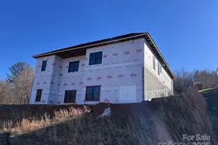 426 Huntington Woods Street SE, Lenoir, NC 28645 - Photo 5