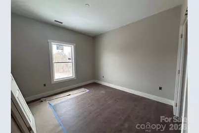 426 Huntington Woods Street SE, Lenoir, NC 28645 - Photo 9