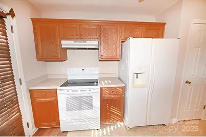 621 23rd Street NW, Hickory, NC 28601 - Photo 17