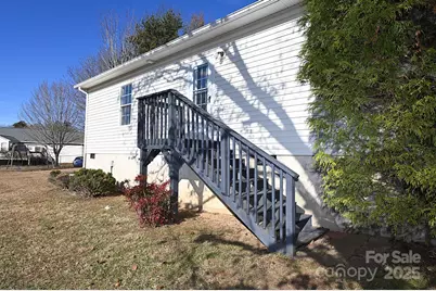 621 23rd Street NW, Hickory, NC 28601 - Photo 31