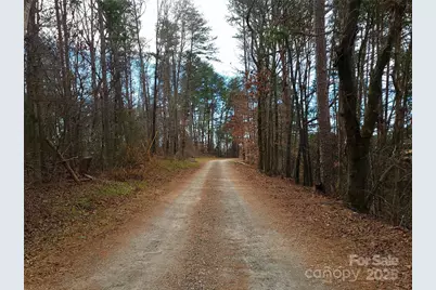 000 Skylark Lane #8, Tryon, NC 28782 - Photo 11