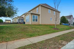 8924 Inverness Bay Rd, Charlotte, NC 28278 - Photo 37