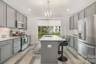 235 S Bruns Ave, Charlotte, NC 28208 - Photo 3