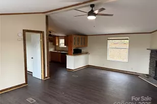 55 Twin Oaks Ln, Spruce Pine, NC 28777 - Photo 3