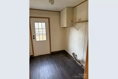 55 Twin Oaks Lane, Spruce Pine, NC 28777 - Photo 9