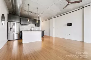 505 E 6th St, Charlotte, NC 28202 - Photo 9