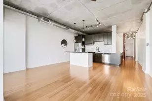 505 E 6th St, Charlotte, NC 28202 - Photo 7