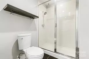 505 E 6th St, Charlotte, NC 28202 - Photo 21