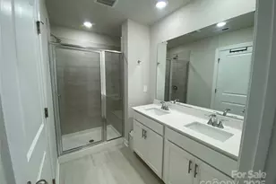 6110 Starview Ter, Charlotte, NC 28216 - Photo 19