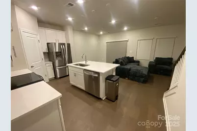 6110 Starview Terrace, Charlotte, NC 28216 - Photo 5