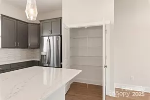 312 Ferebee Pl, Charlotte, NC 28213 - Photo 11