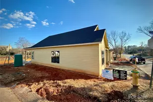 174 N Mitchell St, Rutherfordton, NC 28139 - Photo 3