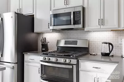 761 Seigle Point Drive, Charlotte, NC 28204 - Photo 5