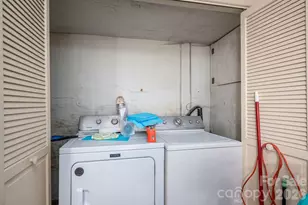 1009 Springs Rd, Lincolnton, NC 28092 - Photo 13