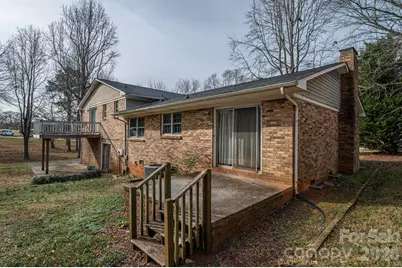 1009 Springs Road, Lincolnton, NC 28092 - Photo 17