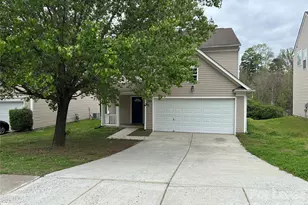 2807 Forest Grove Ct, Charlotte, NC 28269 - Photo 1