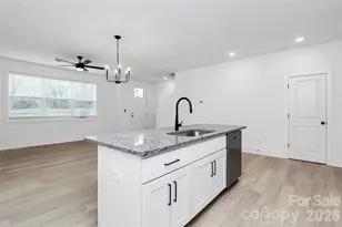 4431 Fair St, Charlotte, NC 28208 - Photo 9