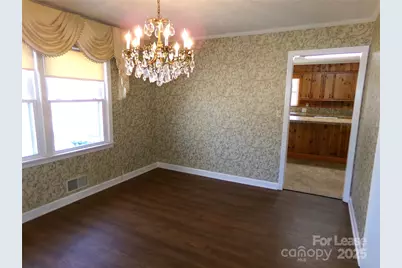 507 Valleyview Drive, Albemarle, NC 28001 - Photo 7