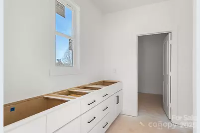 901 S Hoskins Road, Charlotte, NC 28216 - Photo 19