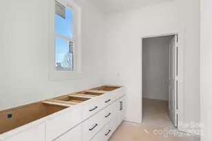 901 S Hoskins Rd, Charlotte, NC 28216 - Photo 19