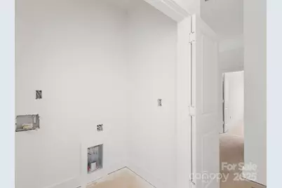 901 S Hoskins Road, Charlotte, NC 28216 - Photo 21