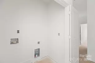 901 S Hoskins Rd, Charlotte, NC 28216 - Photo 21