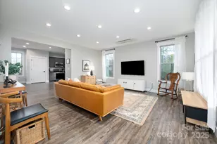 110 Front Porch Dr, Black Mountain, NC 28711 - Photo 5