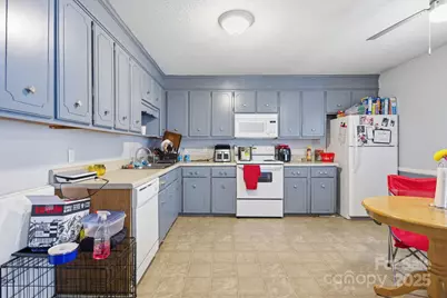 142 Calvin Court, West Columbia, SC 29170 - Photo 9