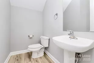 17731 N Shore Cir, Cornelius, NC 28031 - Photo 7