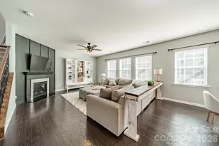 1817 Sapphire Meadow Dr, Fort Mill, SC 29715 - Photo 9