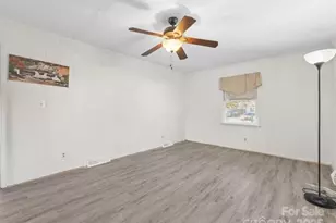 1037 Stoneybrook Ln, Rock Hill, SC 29730 - Photo 9