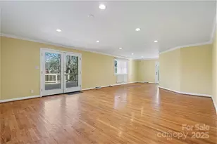 1215 Robinhood Cir, Charlotte, NC 28227 - Photo 13