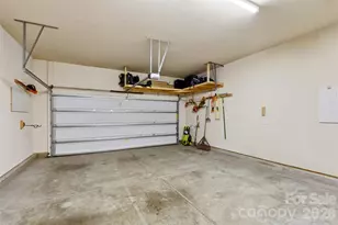 9120 Inverness Bay Rd, Charlotte, NC 28278 - Photo 33