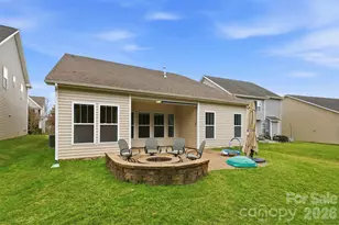 9120 Inverness Bay Rd, Charlotte, NC 28278 - Photo 35