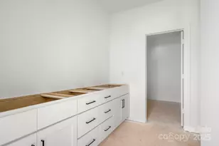 909 S Hoskins Rd, Charlotte, NC 28208 - Photo 15